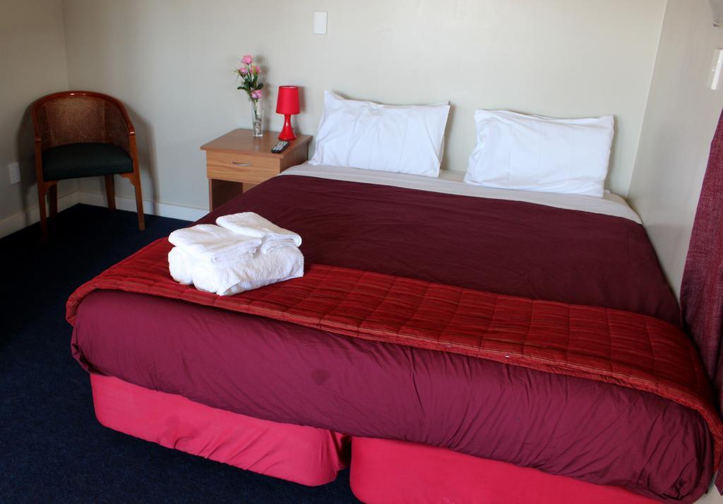 Fox Glacier Pod Hostel & Inn Экстерьер фото