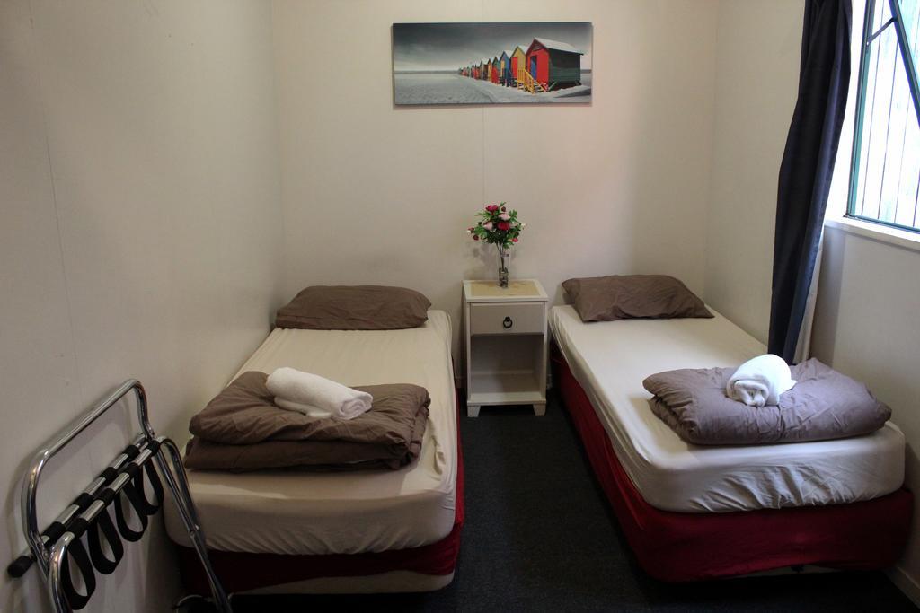 Fox Glacier Pod Hostel & Inn Экстерьер фото