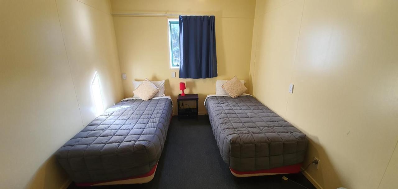 Fox Glacier Pod Hostel & Inn Экстерьер фото